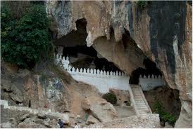 Pak Ou Caves 